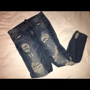 RIPPED SKINNY JEANS 👖